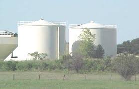 cone roof tank.jpg